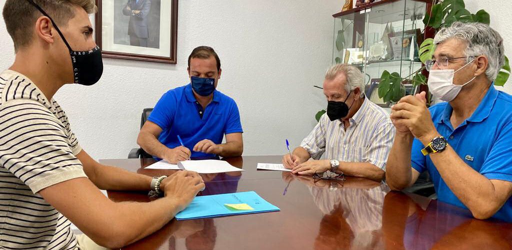 L’Ajuntament de Peníscola i el Centre d’Iniciatives Culturals signen un conveni de col·laboració