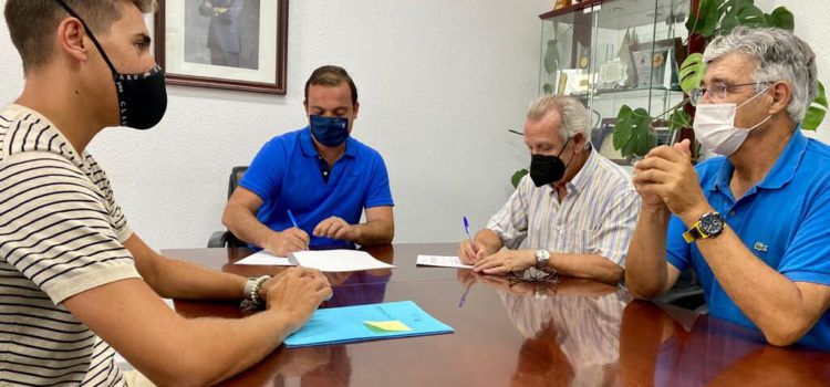 L’Ajuntament de Peníscola i el Centre d’Iniciatives Culturals signen un conveni de col·laboració