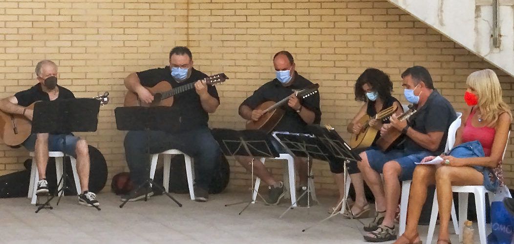 La poesia ompli els carrers de Vilafranca