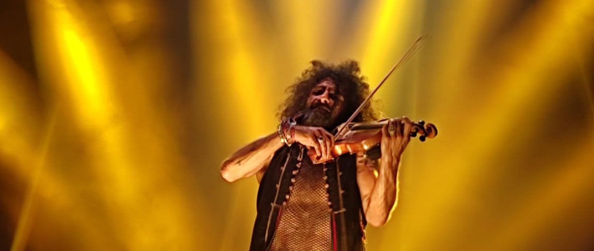 Vídeos i fotos: Grandiosa actuació d’Ara Malikian a Peníscola
