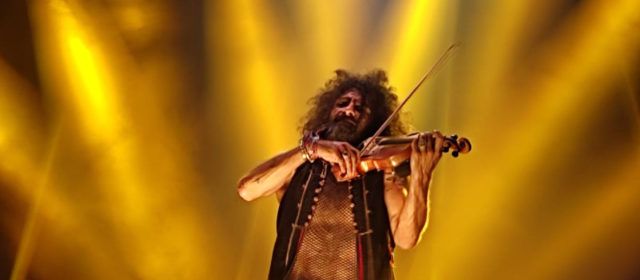 Vídeos i fotos: Grandiosa actuació d’Ara Malikian a Peníscola