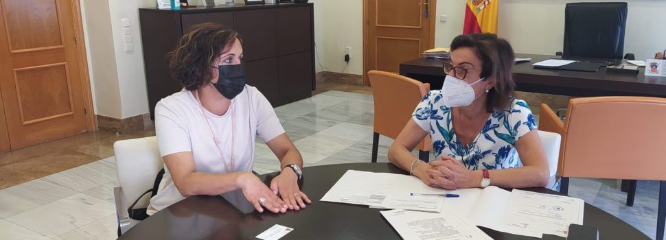 L’alcaldessa d’Albocàsser es reuneix amb la subdeelegada del Govern per a afermar la construcció de la nova caserna