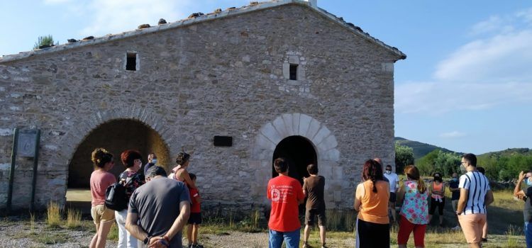 La ruta de les ermites descobreix la història d’Albocàsser davant un públic entregat
