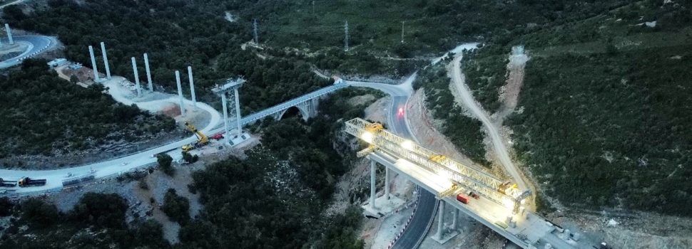 Comienza la ejecución del arco metálico del mayor viaducto del puerto de Querol