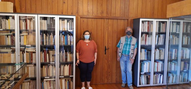 El Museu Arqueològic de Benassal plena les seues vitrines amb la biblioteca particular del catedràtic de Prehistòria Alfredo González