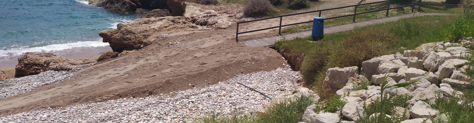 L’Ajuntament adequa els accessos a les cales del Saldonar i Fondo de Bola