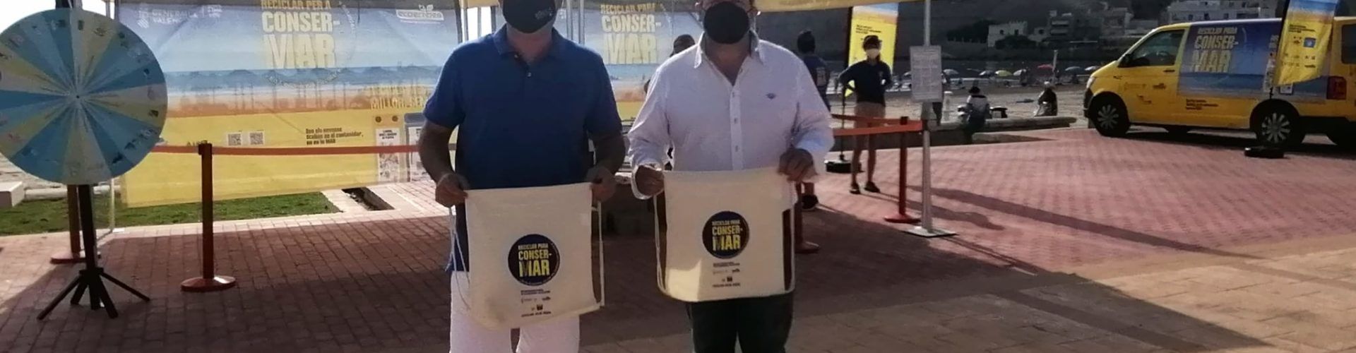 La campanya Reciclar per a ConserMar arriba a Peníscola
