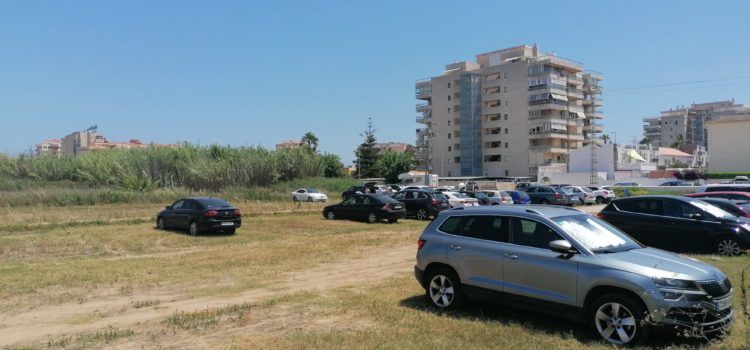 El Ayuntamiento de Peñíscola ha habilitado 1500 plazas de aparcamiento gratuito para este inicio de verano
