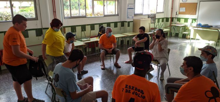 Afaniad Vinaròs pone en marcha clases de flamenco en el Casal d’Estiu AFANIAD 21