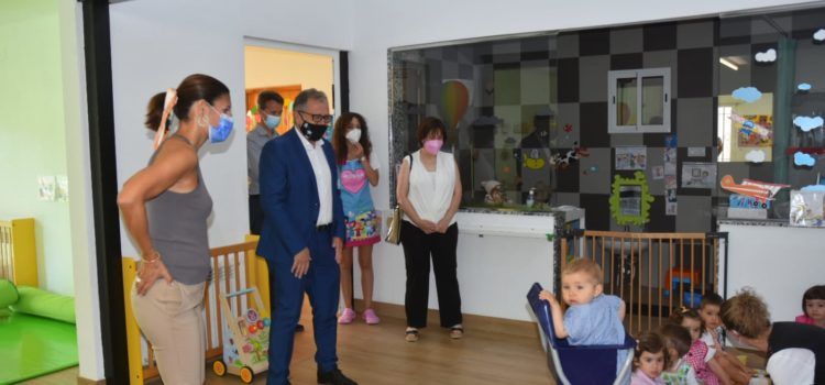 L’alcaldessa de Canet sol·licita a Martí que dote de personal les Oficines de Servei a Municipis