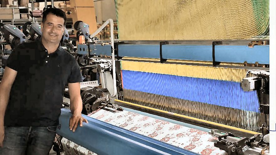 La cancelación de fiestas: duro golpe para las empresas textiles de Els Ports
