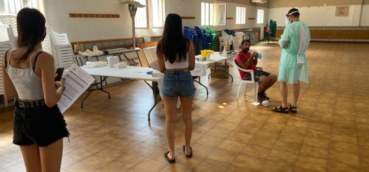 Tírig registra el 100% de negatius en els test d’antígens practicats als joves