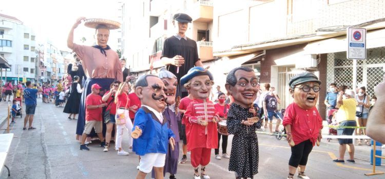Vinaròs, present en la XXX Trobada de Gegants de Benicarló