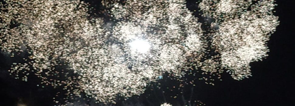 Fotos: focs artificials fi de Festa Major d’Amposta