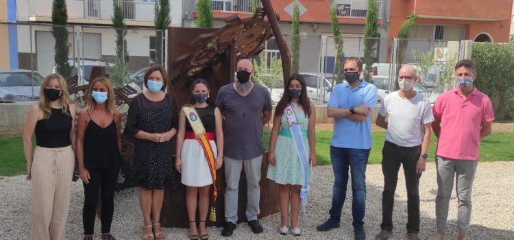 Garci inaugura escultura a Benicarló
