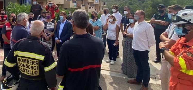 Ernest Blanch reconeix la “gran labor” realitzada pels equips d’emergències en l’enfonsament d’un edifici en Peníscola