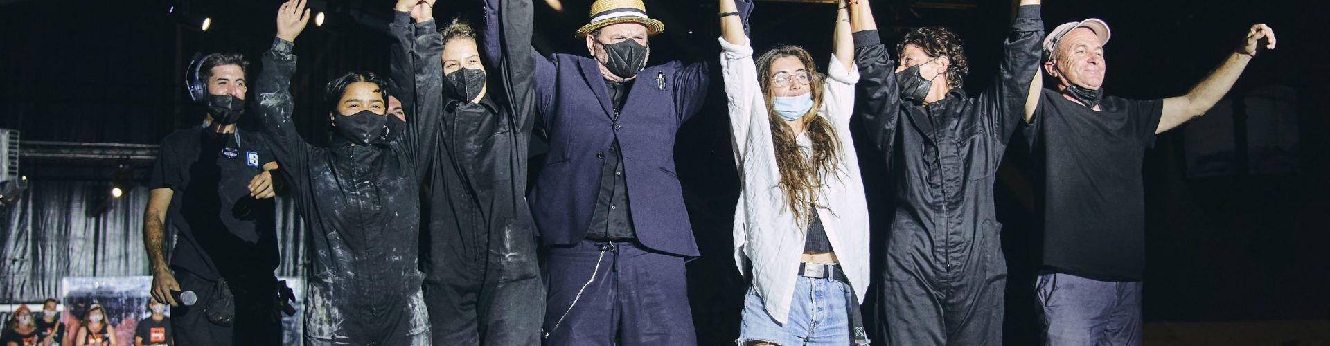 La Fura dels Baus clausura el II Festival Vinaròs Arts Escèniques en una nit màgica i avantguardista