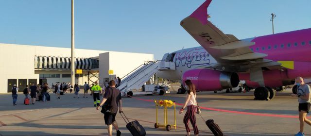 Es posa en marxa una nova línia de bus fins a l’aeroport de Castelló