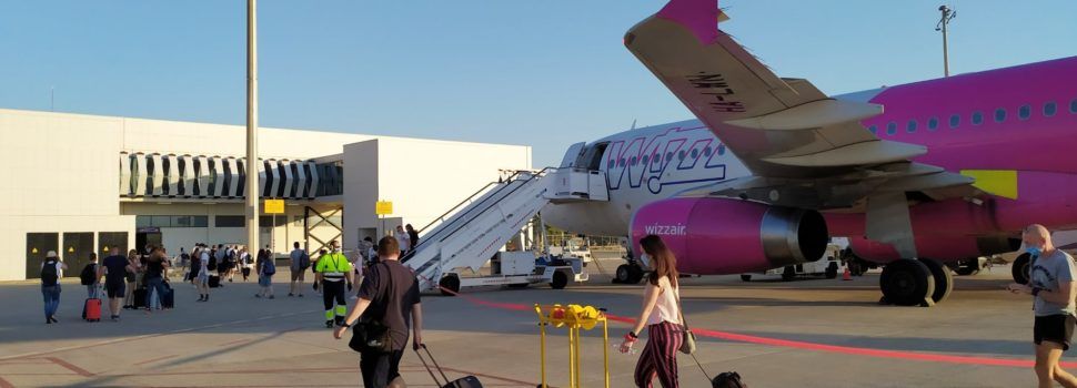 Es posa en marxa una nova línia de bus fins a l’aeroport de Castelló