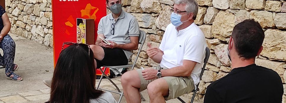 Debat, reflexió i passió per la lectura en el cap de setmana literari d’Ares del Maestrat