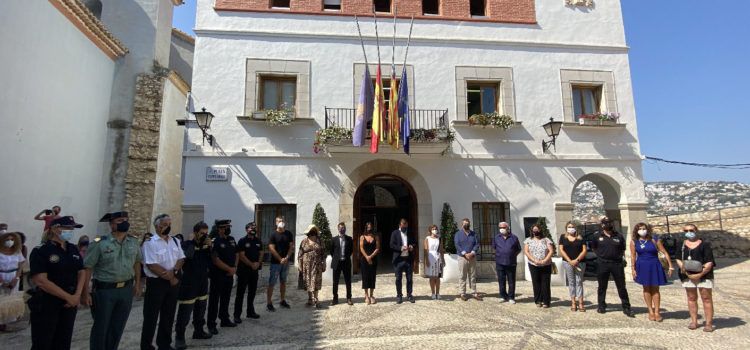 El Ayuntamiento de Peñíscola convoca un minuto de silencio en memoria de las víctimas del derrumbe