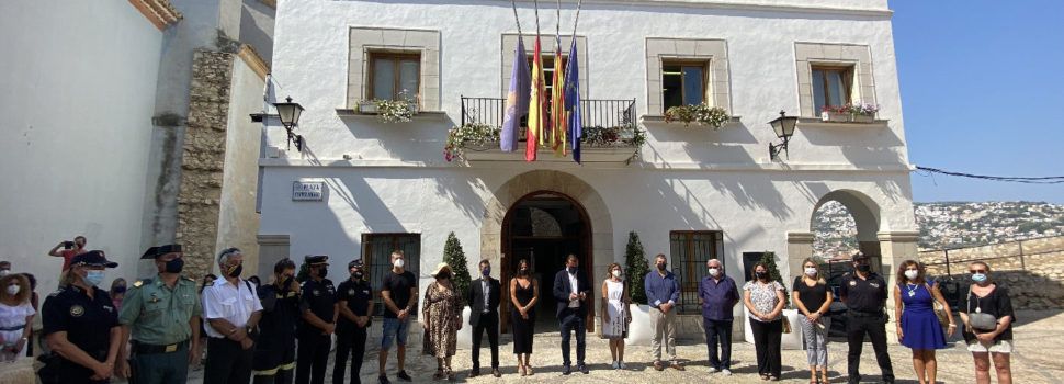 El Ayuntamiento de Peñíscola convoca un minuto de silencio en memoria de las víctimas del derrumbe