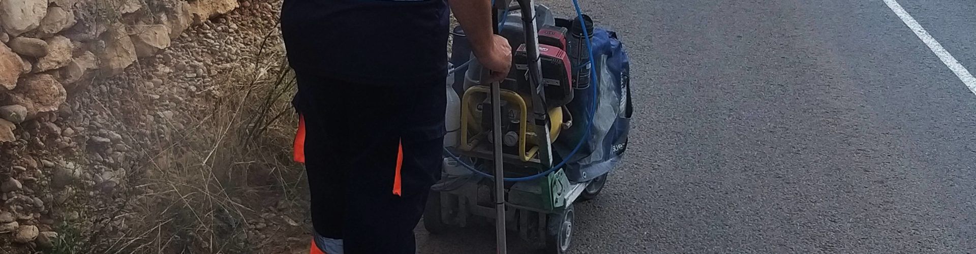Benicarló utilitza un innovador sistema amb gas heli per a localitzar fuites a la xarxa d’aigua