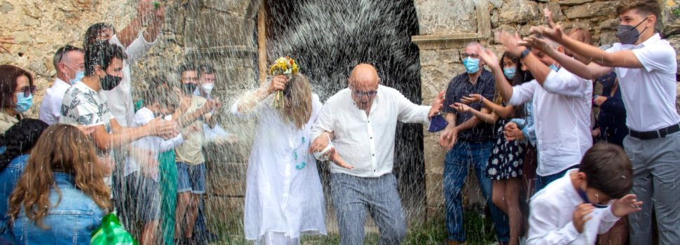 Casament inèdit en un dels millors exemples del romànic valencià: l’ermita de Santa Àgueda