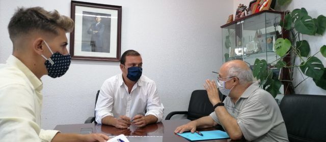 Peníscola signa un conveni per al manteniment de les campanes de l’Ermitana i la parròquia de Santa Maria