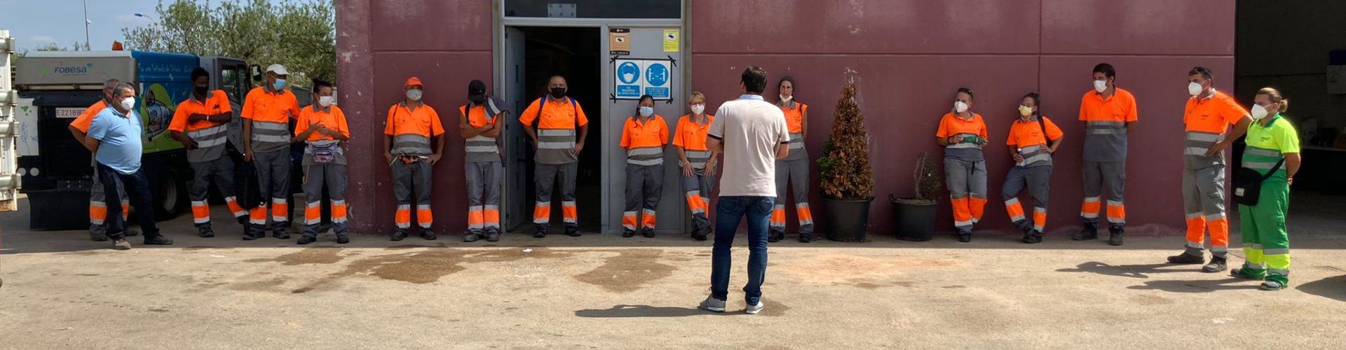 Peñíscola refuerza el dispositivo de limpieza durante la temporada alta