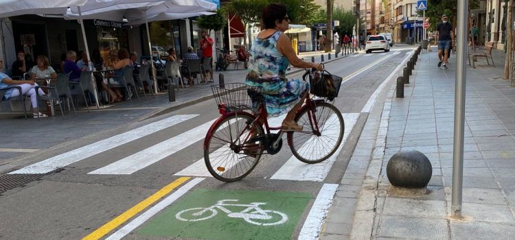 Benicarló habilita nous ciclocarrers per a millorar la convivència amb les bicicletes