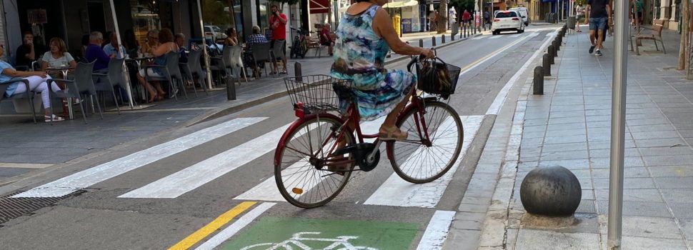 Benicarló habilita nous ciclocarrers per a millorar la convivència amb les bicicletes