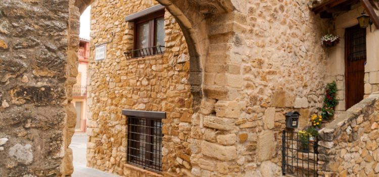 Los vecinos del GAL Maestrat Plana Alta valoran mejor las infraestructuras que la oferta comercial en sus pueblos