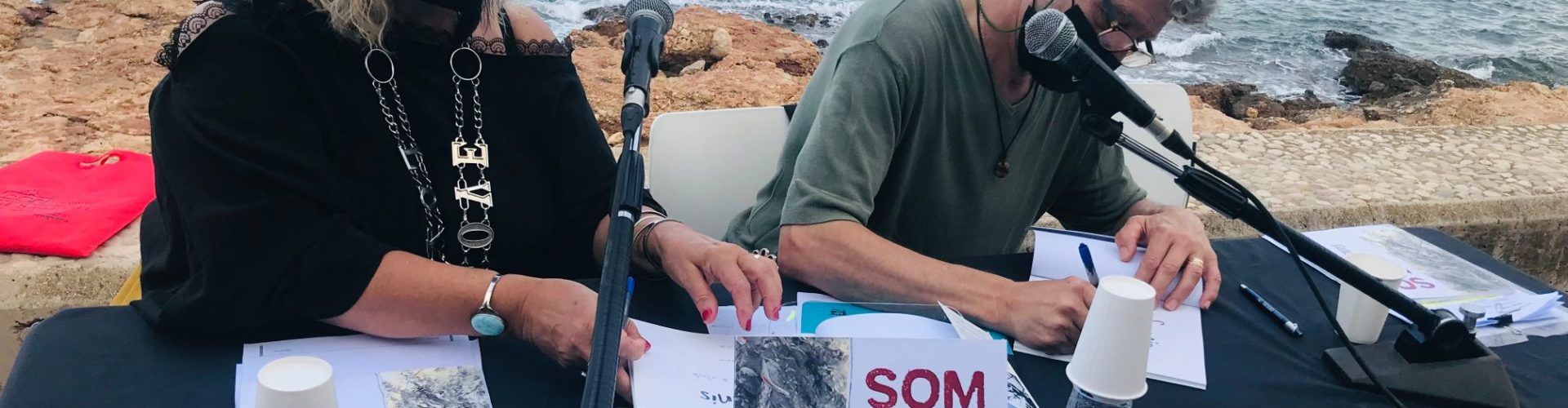 Estefer e IsaMaran fusionan pintura y poesía en el proyecto ‘Somnis’