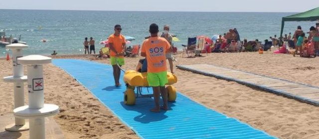 Turisme millora l’accessibilitat de les platges del Morrongo i la Caracola