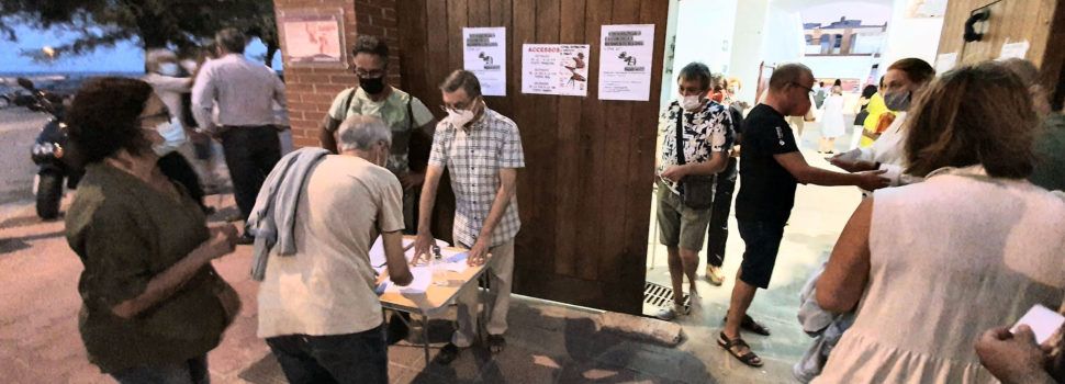 La població de Vinaròs dóna suport a la reobertura del JJ Cinema