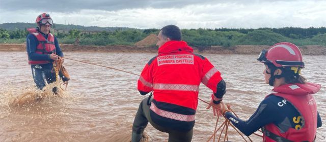 Múltiples incidencias por inundaciones en Vinaròs, con rescate de 25 personas