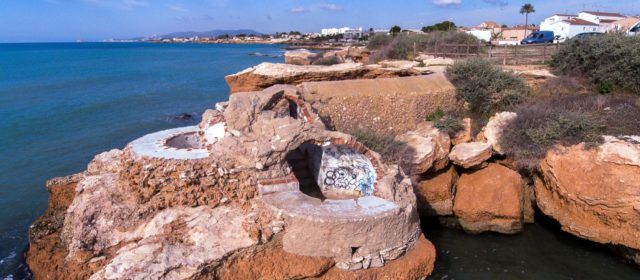 Jaciments arqueològics de Vinaròs afegits a l’inventari de la Conselleria de Cultura (IV): Búnker de la Roca de la Gavina
