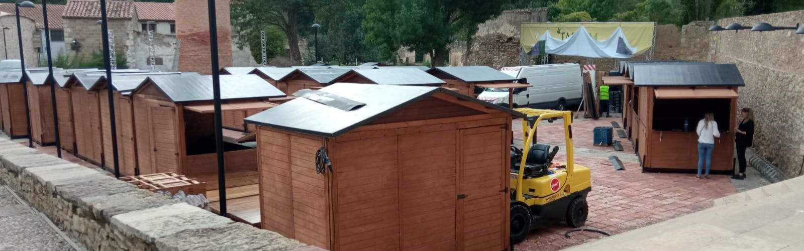 Venda de productes, cuina en directe, espectacles musicals i Saltapins en la Fira Tastem