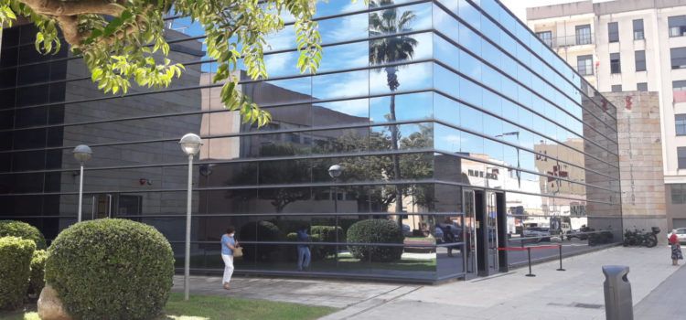 Obras en el Palau de Justícia de Vinaròs para renovar la iluminación y climatización