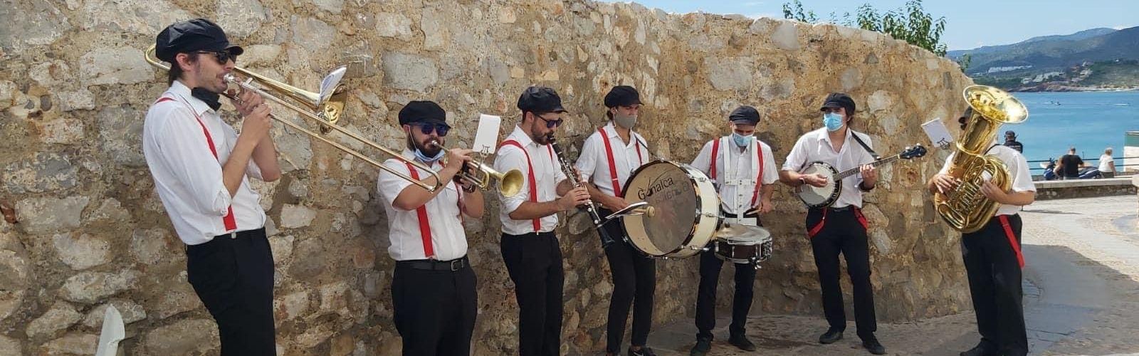 Peñíscola clausura hoy la segunda edición del Festival Rocart con éxito de participación