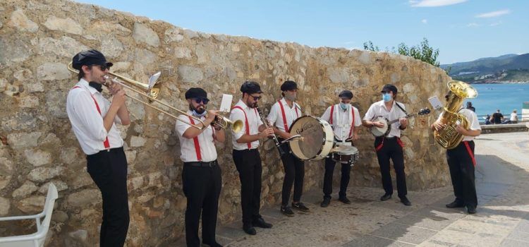 Peñíscola clausura hoy la segunda edición del Festival Rocart con éxito de participación