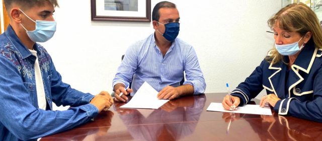 L’Ajuntament de Peníscola reafirma el seu compromís amb l’AECC local