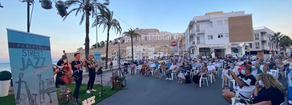 Más de 20.000 personas han participado en las actividades gratuitas de Turismo en Peñíscola este verano