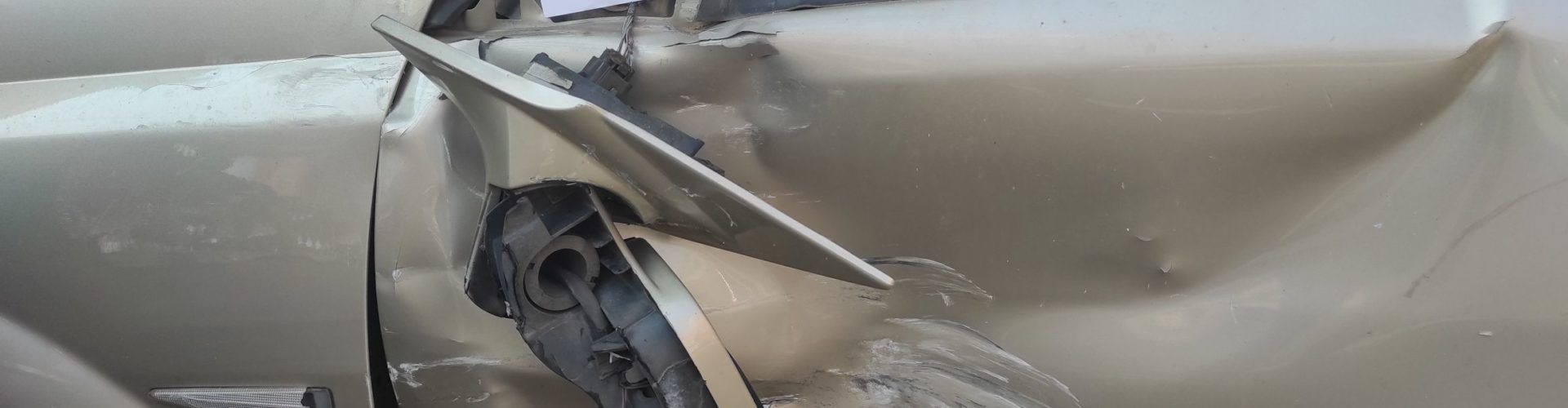 Un conductor daña con su vehículo a otros cuatro en Benicarló y se da a la fuga