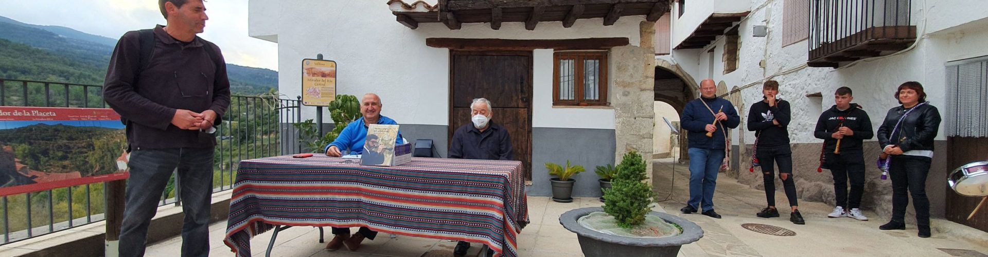 Vídeos: “Tocates originals per a dolçaina” a Vallibona, de Julià Pastor