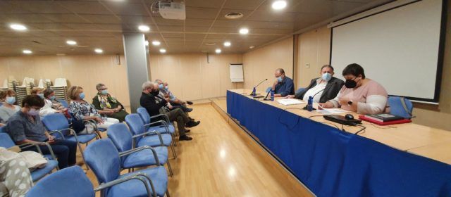 Vídeo i fotos: Llibre “Ciutat i política”, amb participació de José Palacios