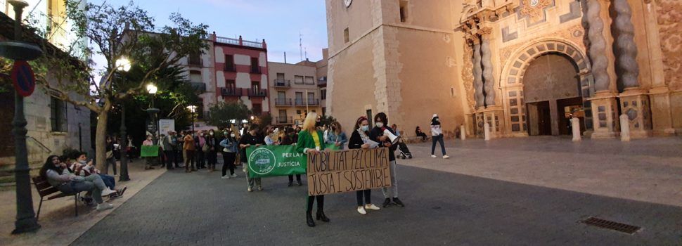 Vídeo i fotos: Nova manifestació de Fridays For Future Vinaròs