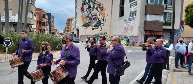 La Colla de dolçaina i tabal de Vinaròs, en les falles benicarlandes