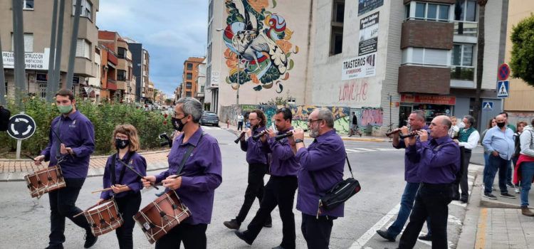 La Colla de dolçaina i tabal de Vinaròs, en les falles benicarlandes